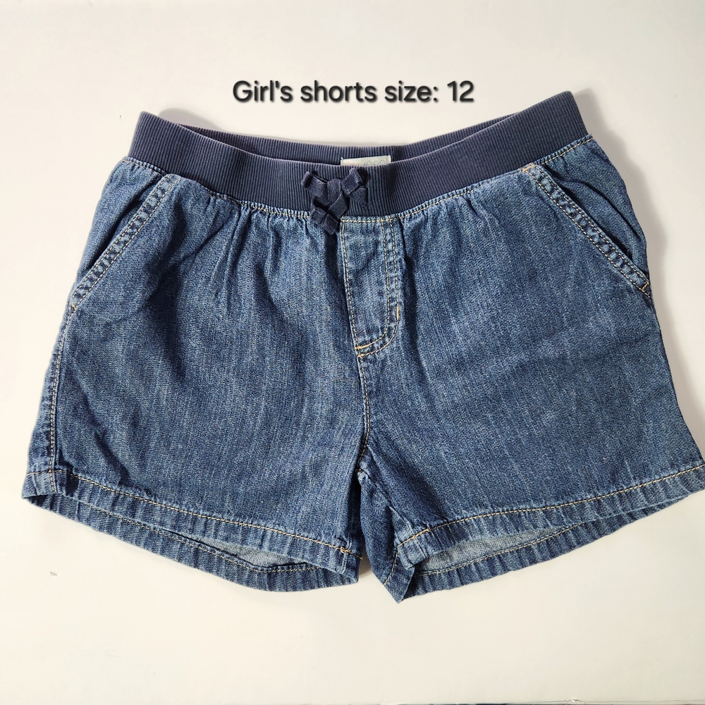 🩷The Children's Place Girl's Classic Blue Denim Shorts Size: 12